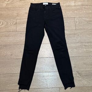 Frame Denim Le Skinny de Jeanne with Raw Hem Ankles